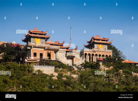  Thiên Trúc Pagoda Mural - A Glimpse into Sixth Century Buddhist Reverie and Architectural Majesty!